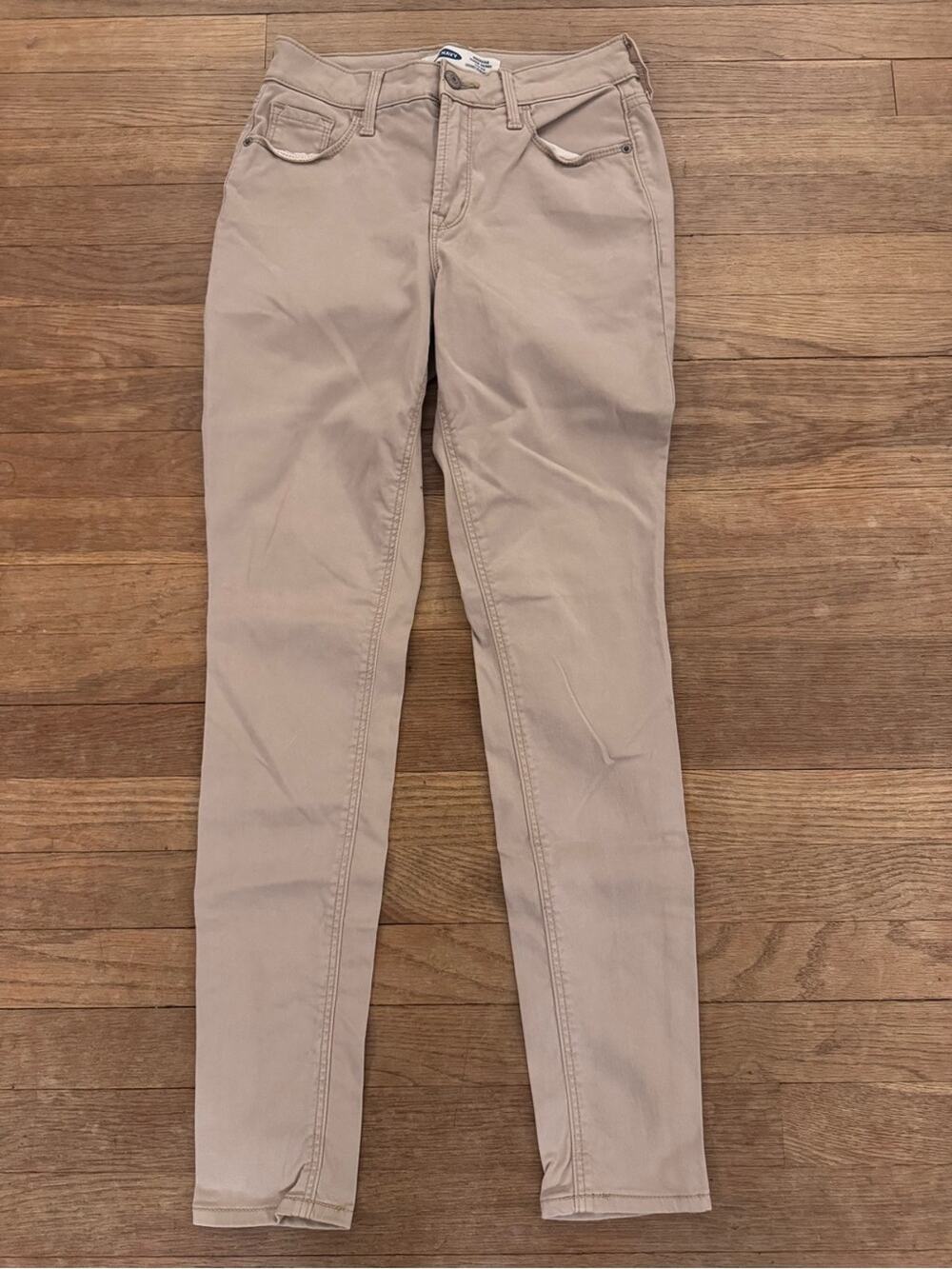 Old Navy Women's Tan Rock Star Super Skinny High Rise Jeans - Size 2
b26